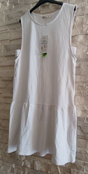 Sukienka letnia biała bawełna M/38