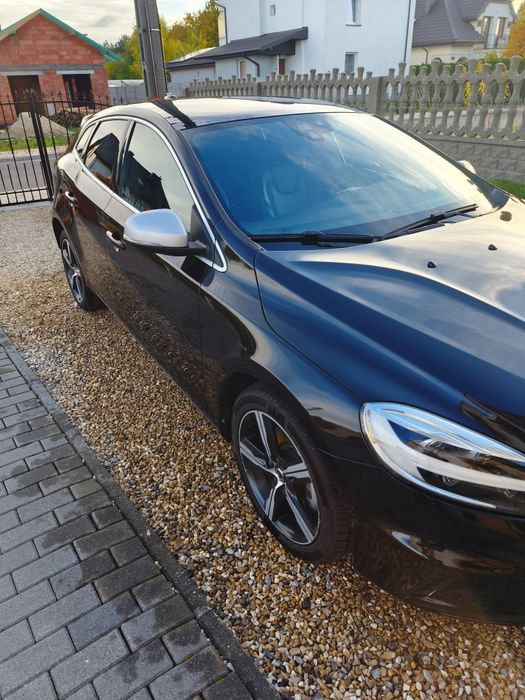 Volvo V40 R Desing