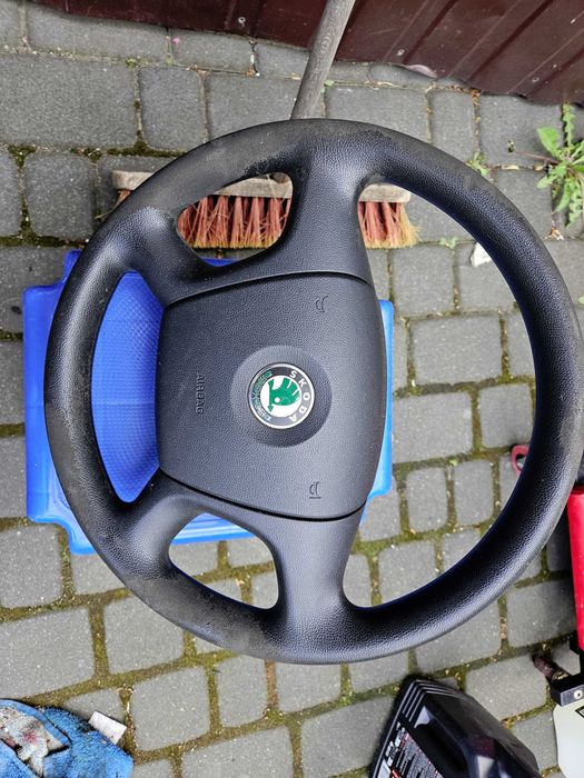 Kierownica z Airbag Skoda Octavia II