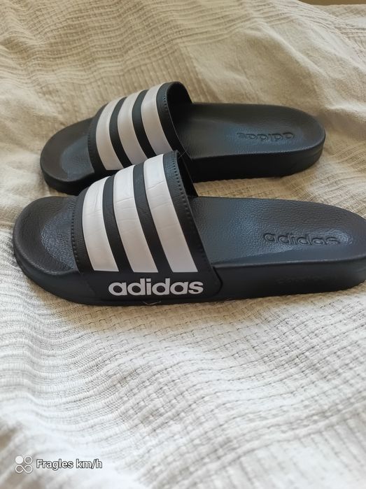 Klapki40/6 Adidas basenowe