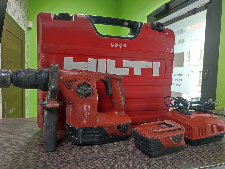 Młotowiertarka Hilti TE 4-A22 2 akumulatory / ładowarka /walizka /30 wierteł