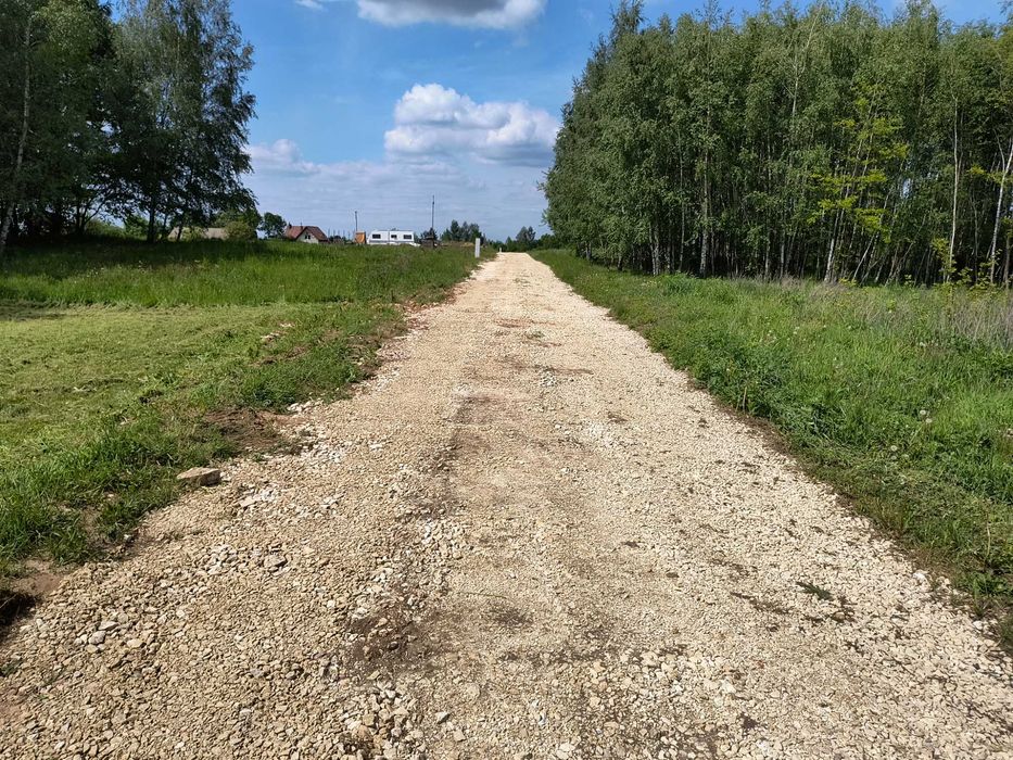 Działka budowlana 850 m² - Więcej