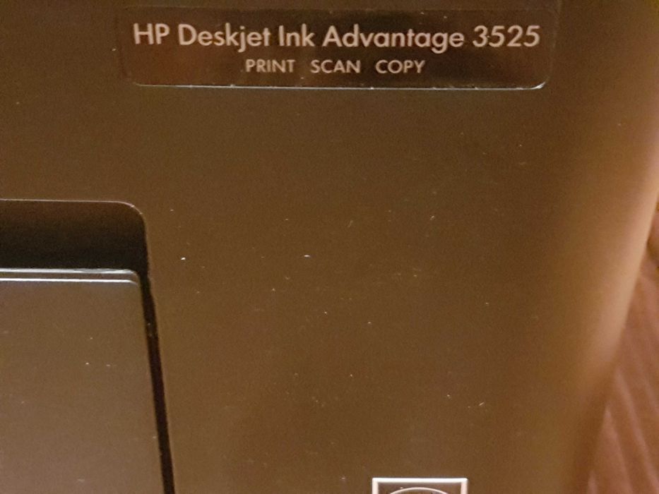 Принтер HP Deskjet Ink Advantage 3525