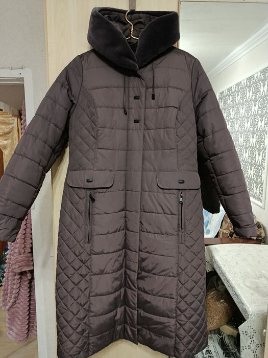 Продам жіноче пальто,розмір 50-52