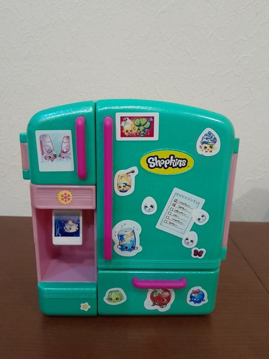 Shopkins холодильник и наборы .
