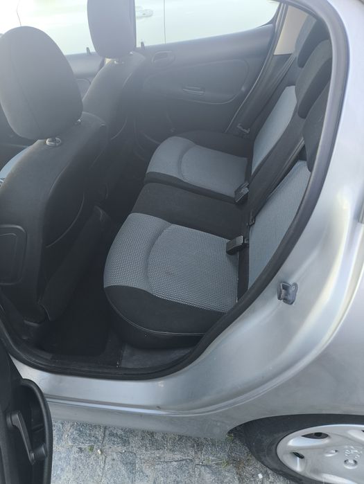 Peugeot 206 1.1 XT