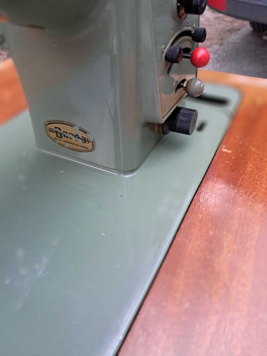 Maquina de costura Borletti