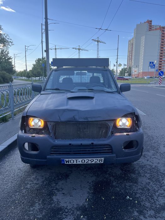 Nissan Navara 2,5 diesel