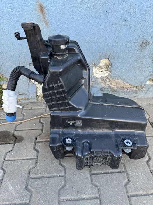 Zbiorniki baki adblue Mercedes