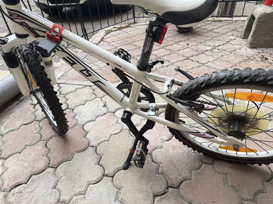 Детский велосипед FELT Q20r белый