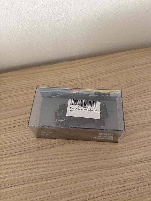 Miniatura Ayrton Senna Lotus 97T