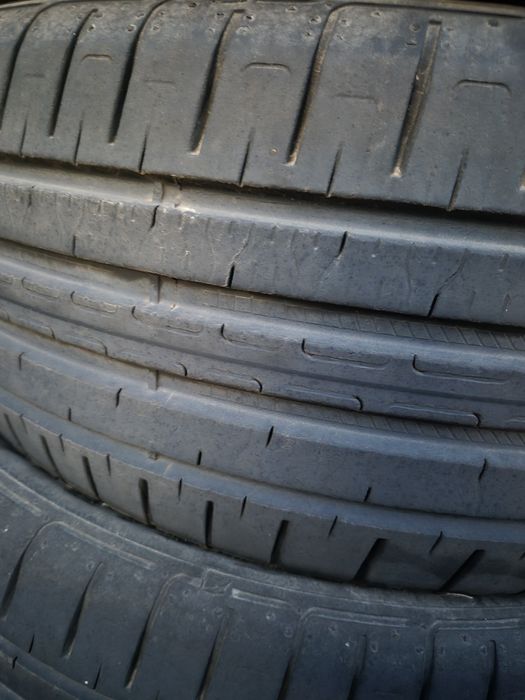 Pneus 215/50 r19