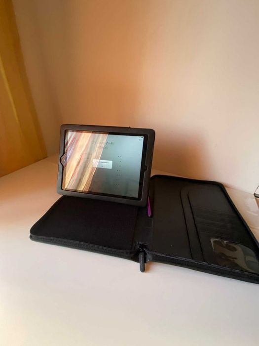 Capa Pele Kensington para IPAD 9,7 Polegadas