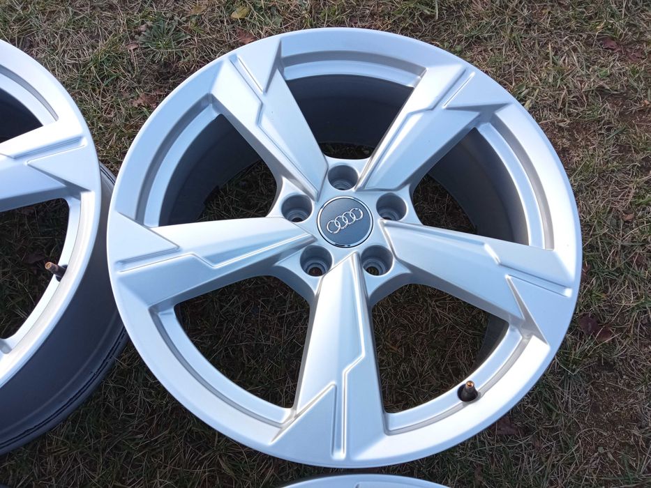 Felgi Audi 18cali 5x112 et39 8J