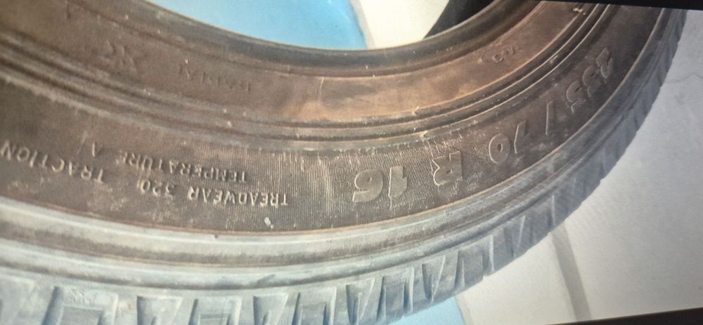 2 Pneus 235/70R16