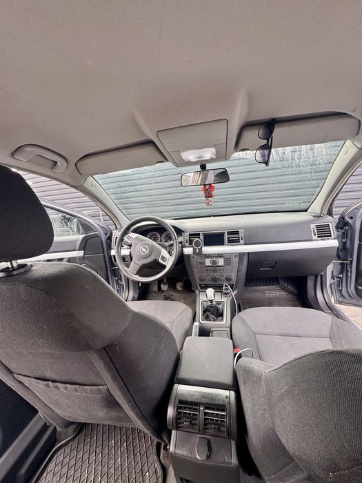 Opel Vectra 2005 рік Для ВІЙСЬКОВИХ