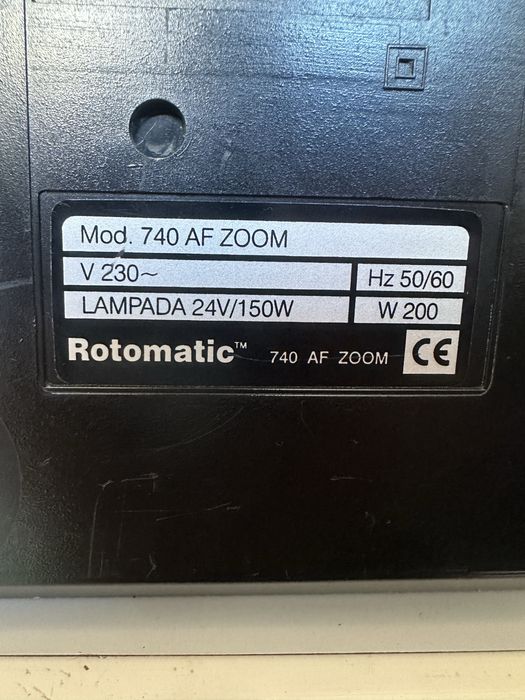 Projetor slides Rotomatic 740 AF Zoom
