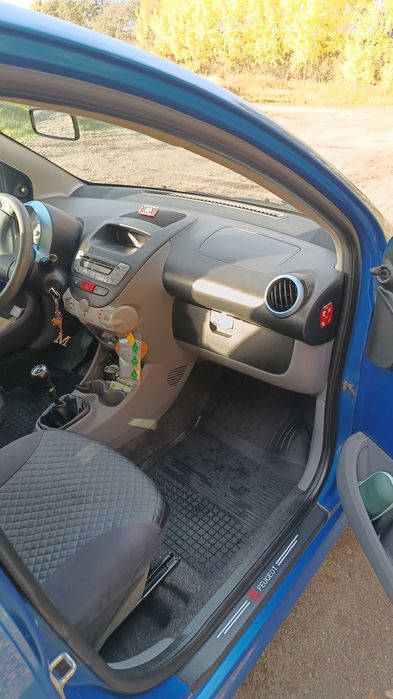 Peugeot    107      2010r.