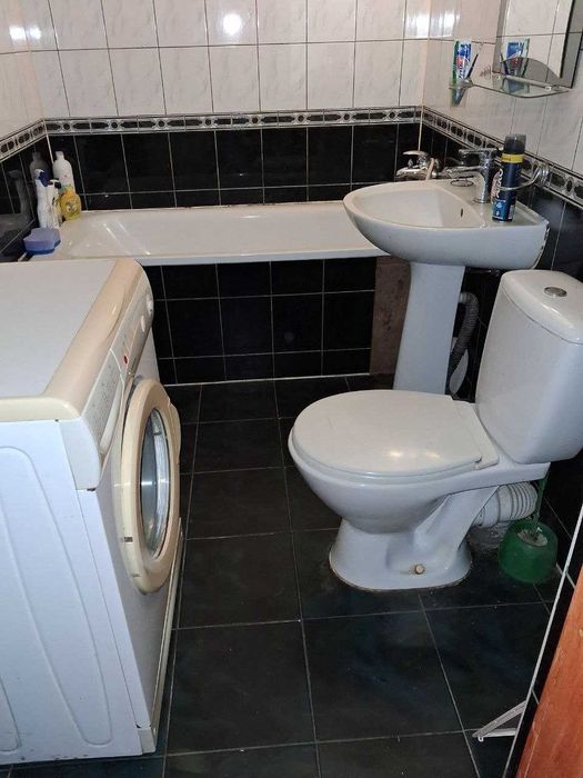 Будинок, с. Леськи