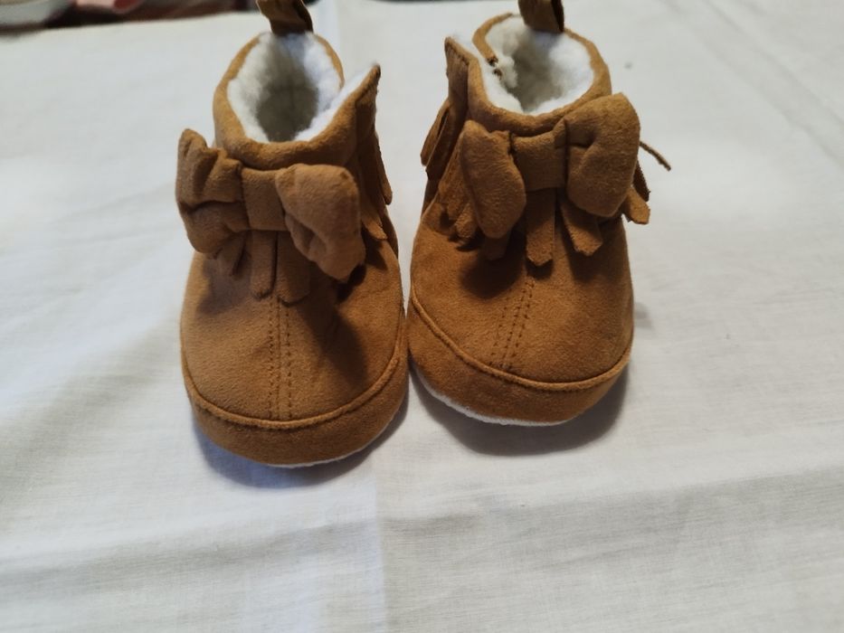 Sapatos quentes 0-3 meses 62 cm