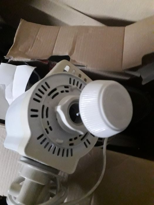 Duas ventoinhas de pé originais ufesa com caixa (Ler anuncio)