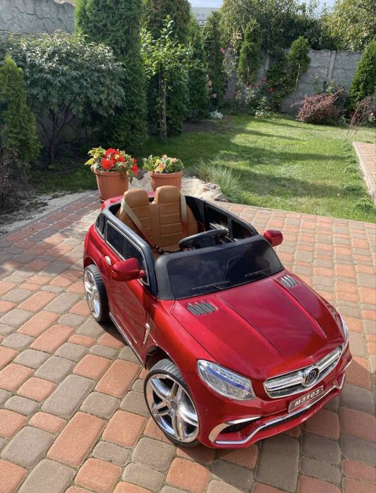 Машинка на акамуляторі