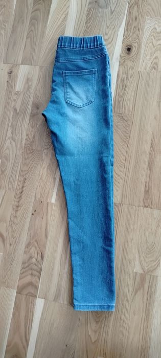 Spodenki dla dziewczynki.