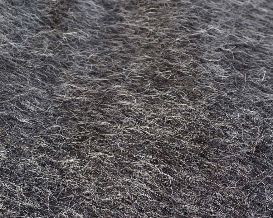 unikatowy kupon materiału z włosem 155 cm x 150 cm