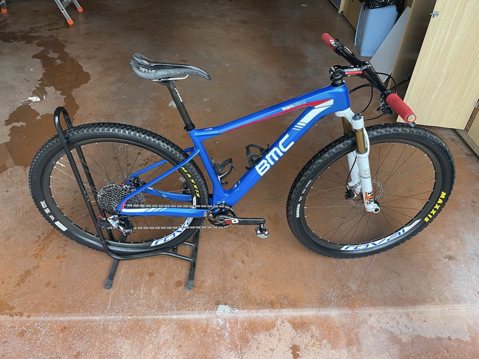 Bicicleta Carbono BMC Team Elite 02 9kg