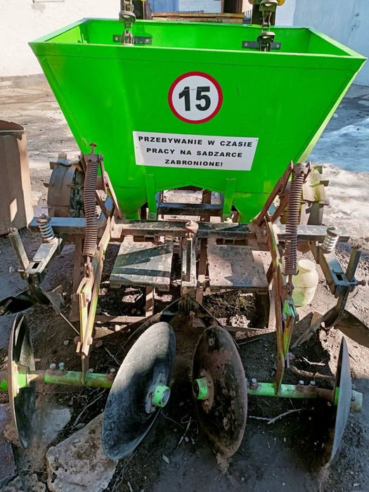 Картоплесаджалка