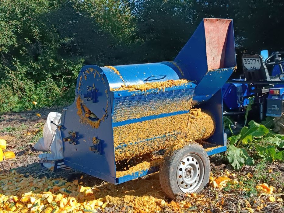 Продам Гарбузовий Комбайн