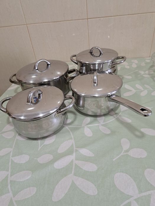 Conjunto de tachos