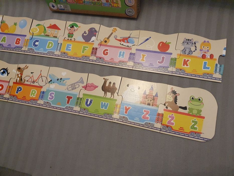 Drewniane puzzle pociąg alfabet literki