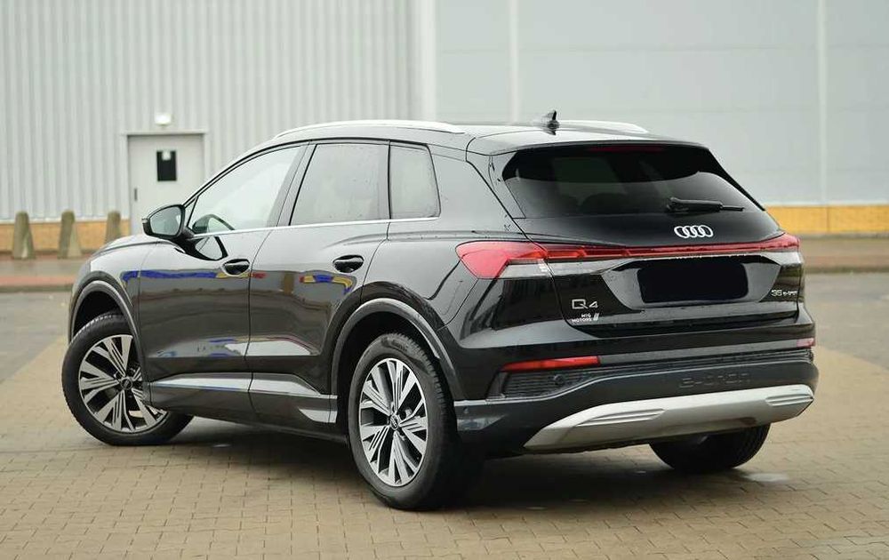 Audi Q4 e-tron 2023