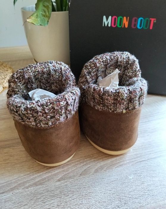 NOWE. Moon Boot  Pumps Wool 35-36