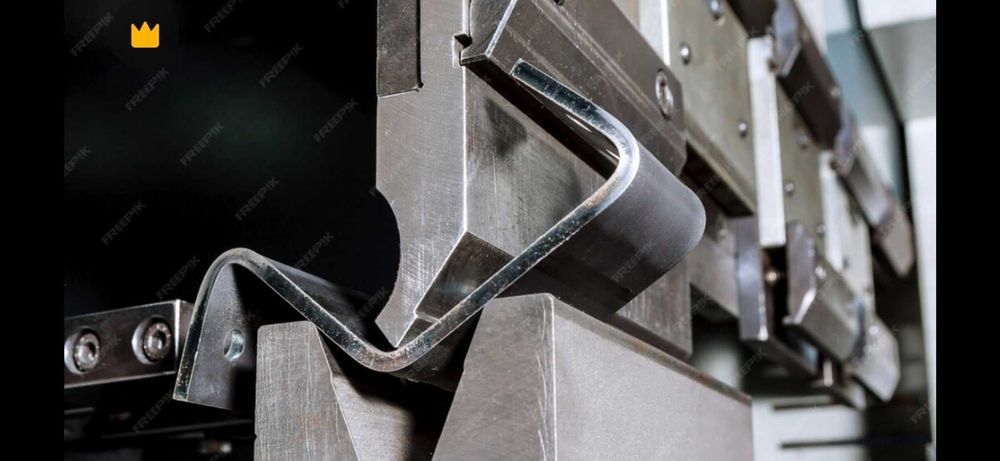 Послуга листогиба, гнуття листового металу