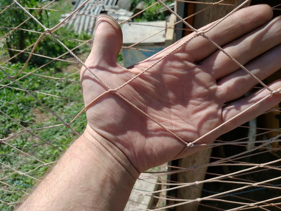 Сетка капрон оградительная. Ячейка 50х50 и 80х80.