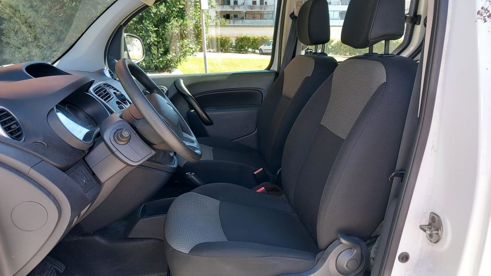 Renault Kangoo Maxi ZE 33KWh 5 lugares