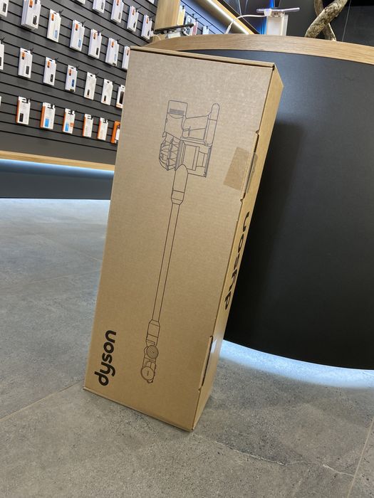 Ручний пилосос Dyson v8 Absolute у Ябко (ТРК “Victory Plaza”)