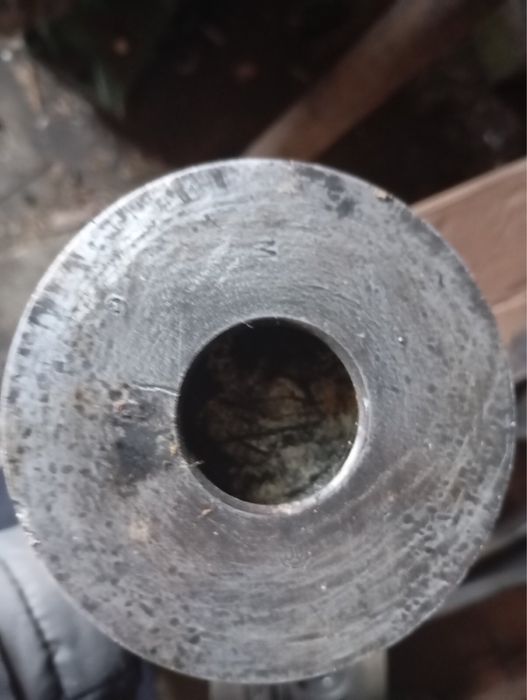 Шатуни з поршнями трактора ЮМЗ