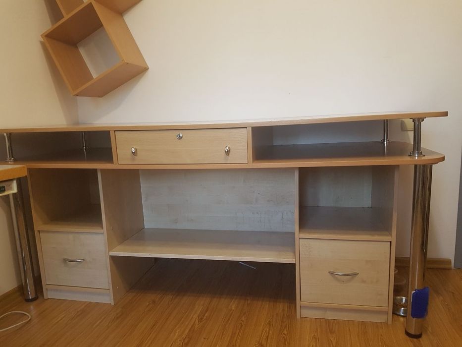 Раскроечный швейный стол