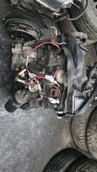 Двигун (мотор) Audi 80 , B2,  100C3,  1.8 бензин карбюратор.