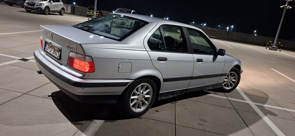 Bmw e36 316i sedan