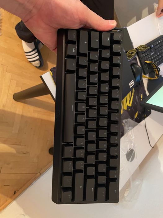 Wooting 60 he ( Ігрова клавіатура)