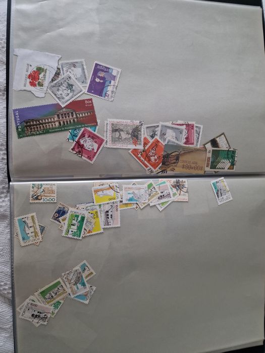 Muitos selos de vários anos