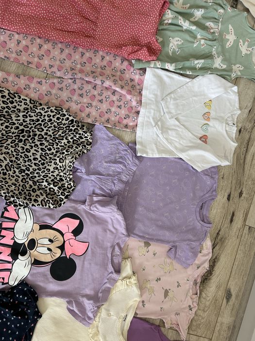 Одяг для дівчинки 98-104 см