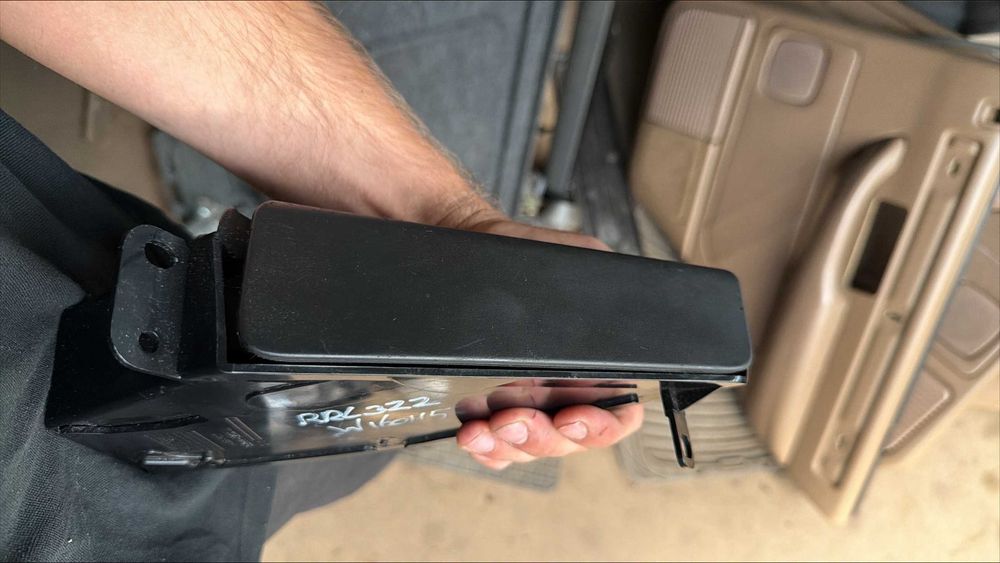 Range Rover L322 porta copos na consola