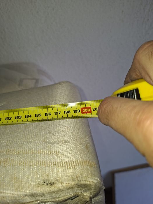 Cama e Colchão Pirelli *boa marca e de qualidade duradoura*