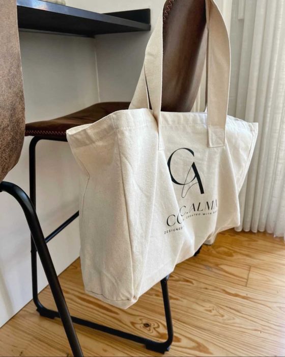 Mala Maxi Tote Oversized