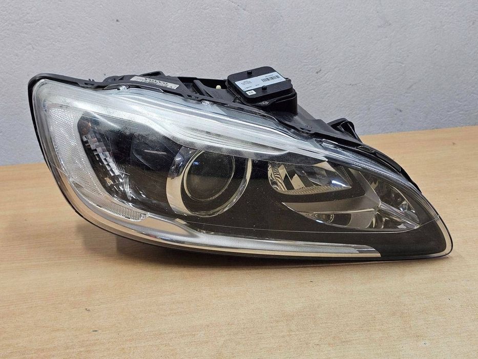 reflektor prawy xenon dbl volvo v60 s60 2013-2017 31420256 anglik uk